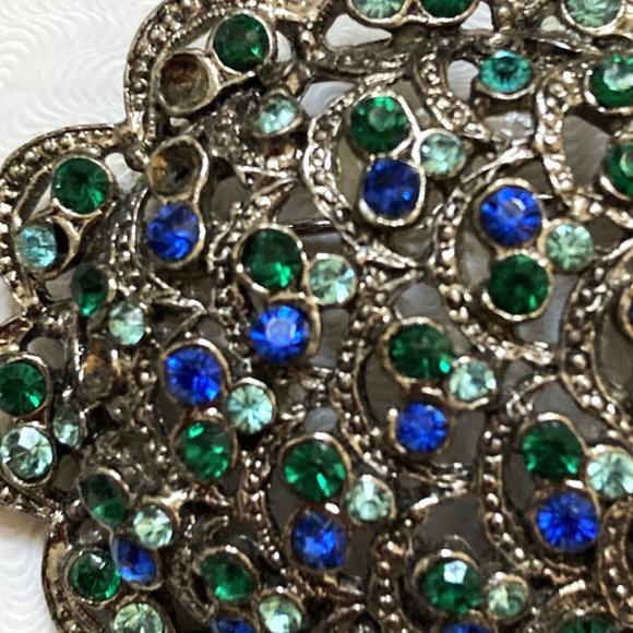 *TAKE 1/2 OFF: Peacock coloured vintage rhinestone brooch signed Hollycraft - Picture 3 of 4